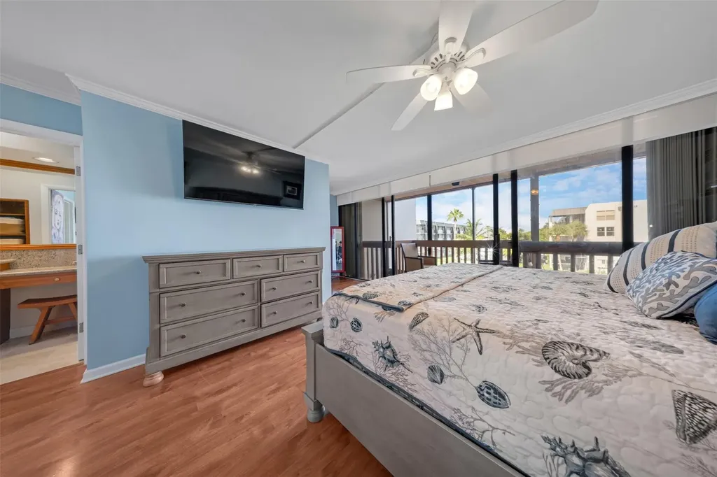 1100 SE 5th Court Pompano Beach FL 33060