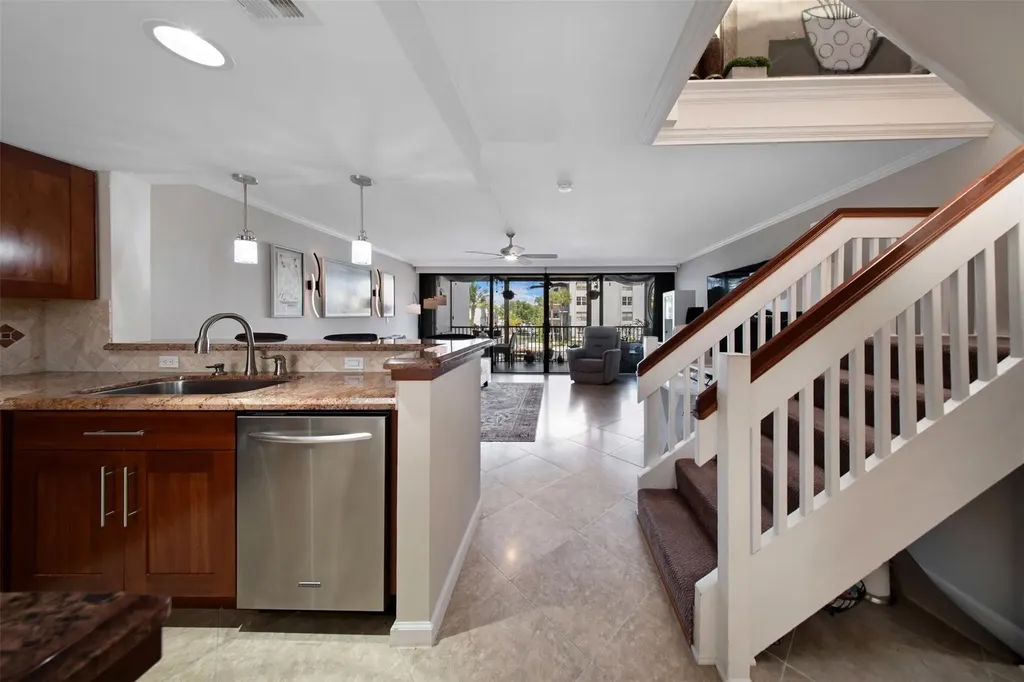 1100 SE 5th Court Pompano Beach FL 33060