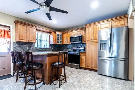 661 SW 28th Way Fort Lauderdale FL 33312