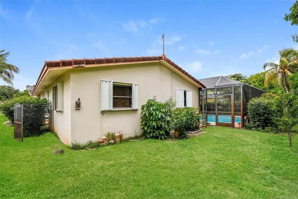 11275 NW 37th Court Coral Springs FL 33065