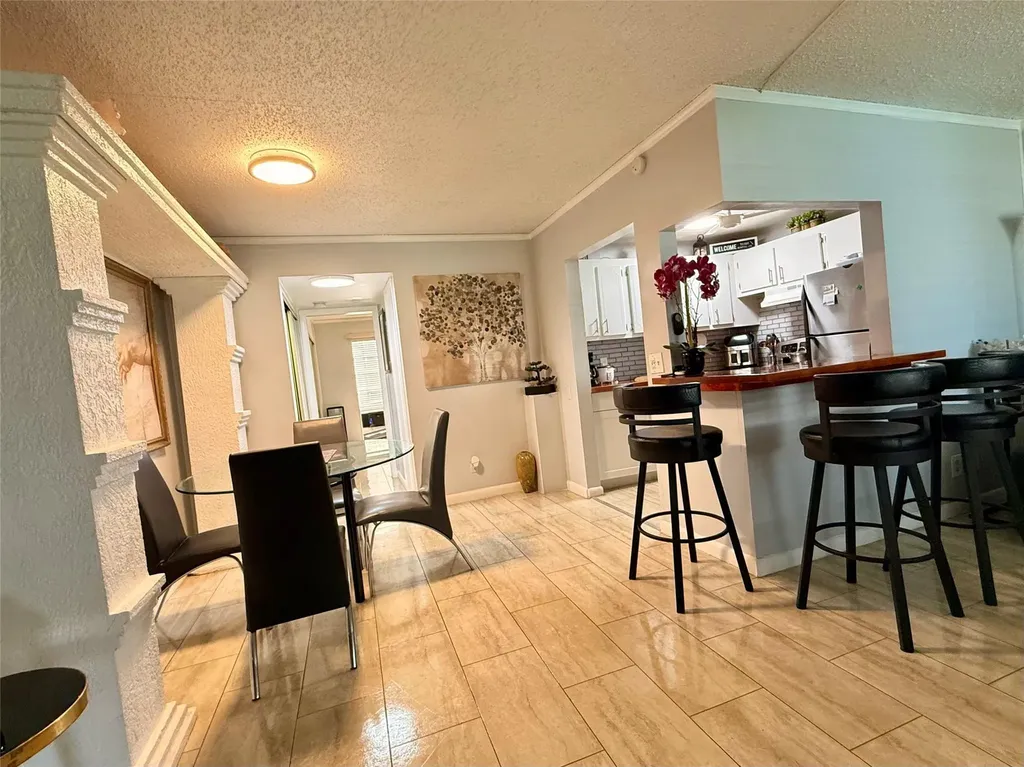 355 Oakridge T Deerfield Beach FL 33442
