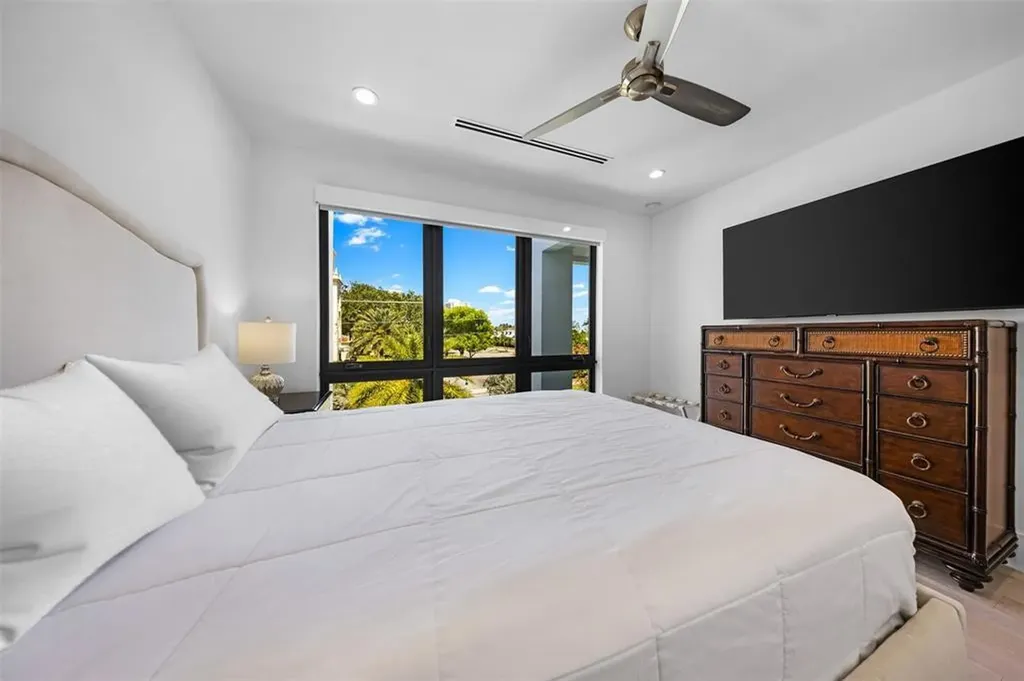 2001 Marietta Drive Fort Lauderdale FL 33316