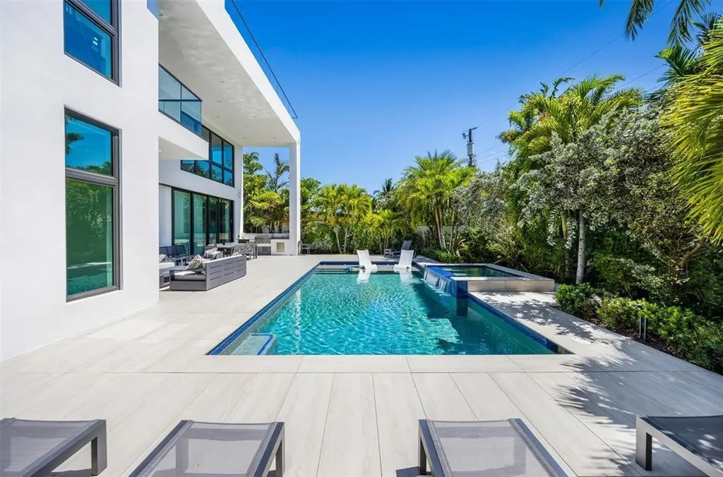 2001 Marietta Drive Fort Lauderdale FL 33316