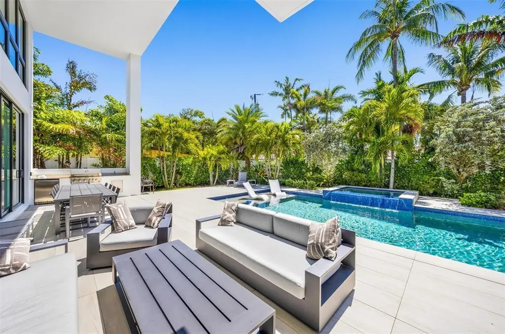 2001 Marietta Drive Fort Lauderdale FL 33316