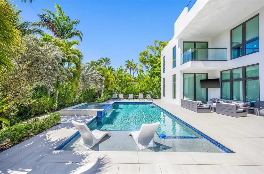 2001 Marietta Drive Fort Lauderdale FL 33316