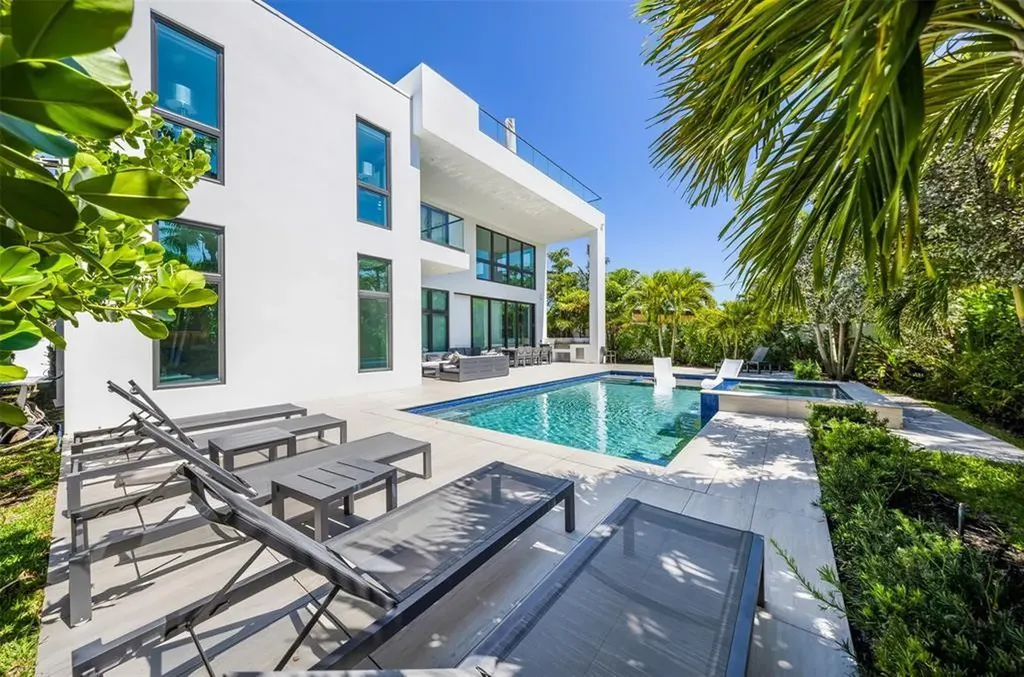 2001 Marietta Drive Fort Lauderdale FL 33316