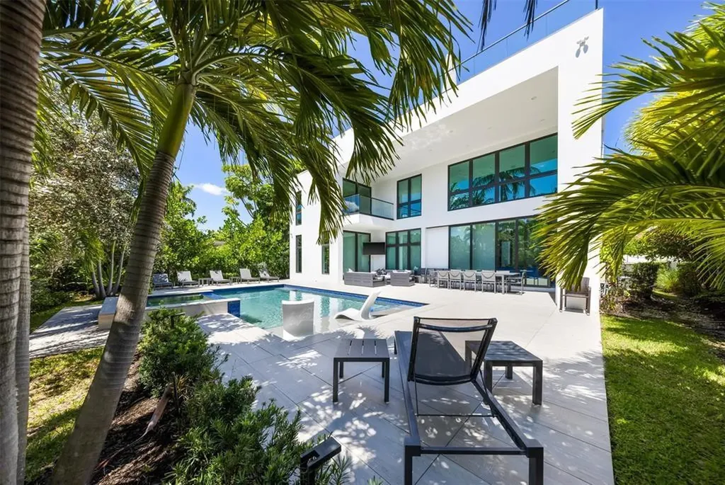 2001 Marietta Drive Fort Lauderdale FL 33316