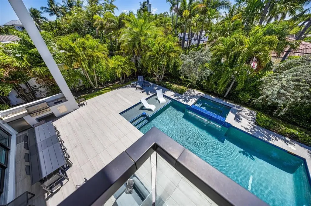 2001 Marietta Drive Fort Lauderdale FL 33316