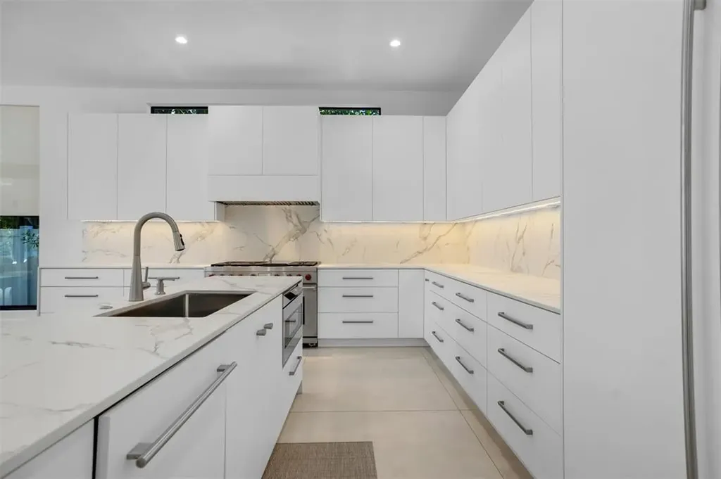 2001 Marietta Drive Fort Lauderdale FL 33316