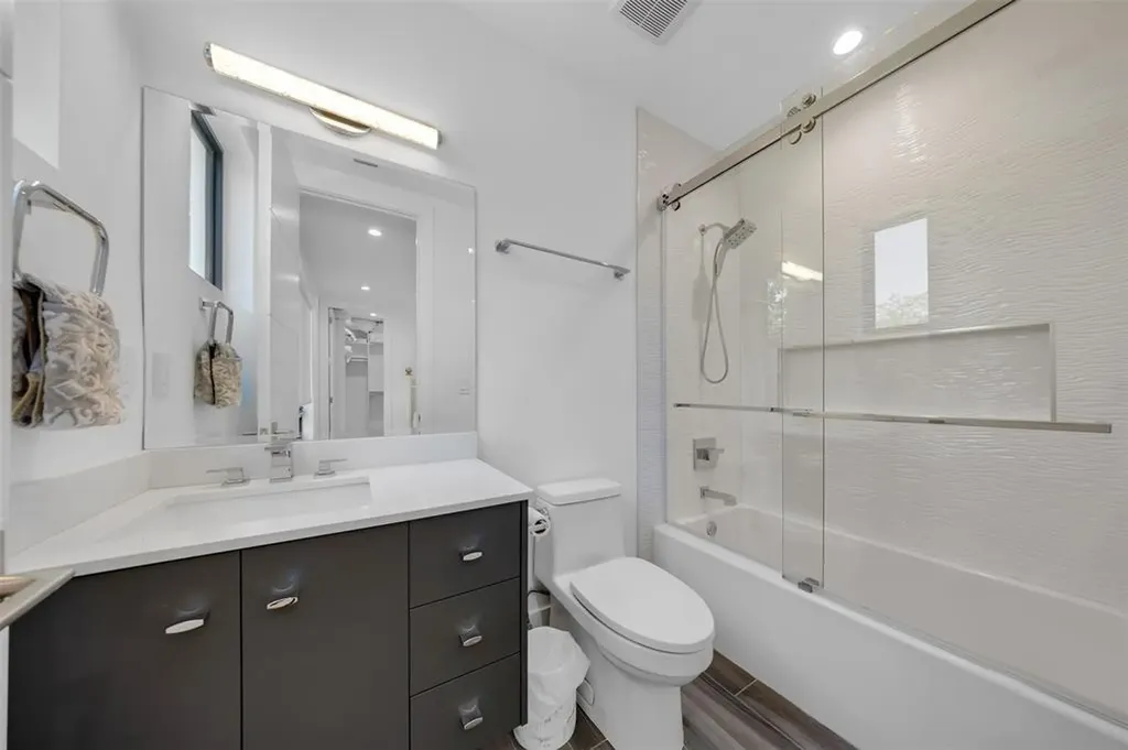 2001 Marietta Drive Fort Lauderdale FL 33316