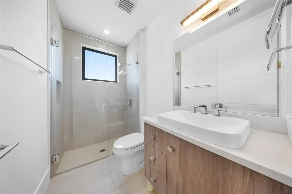 2001 Marietta Drive Fort Lauderdale FL 33316