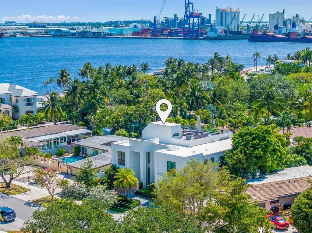 2001 Marietta Drive Fort Lauderdale FL 33316