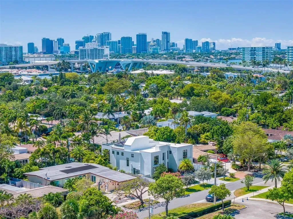 2001 Marietta Drive Fort Lauderdale FL 33316