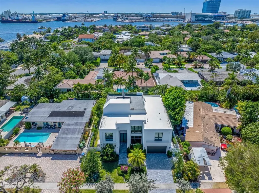 2001 Marietta Drive Fort Lauderdale FL 33316
