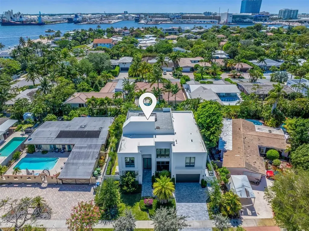 2001 Marietta Drive Fort Lauderdale FL 33316