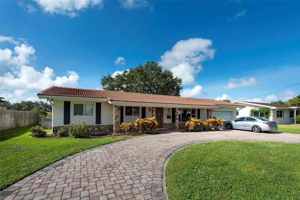 7200 NW 10th Court Plantation FL 33313