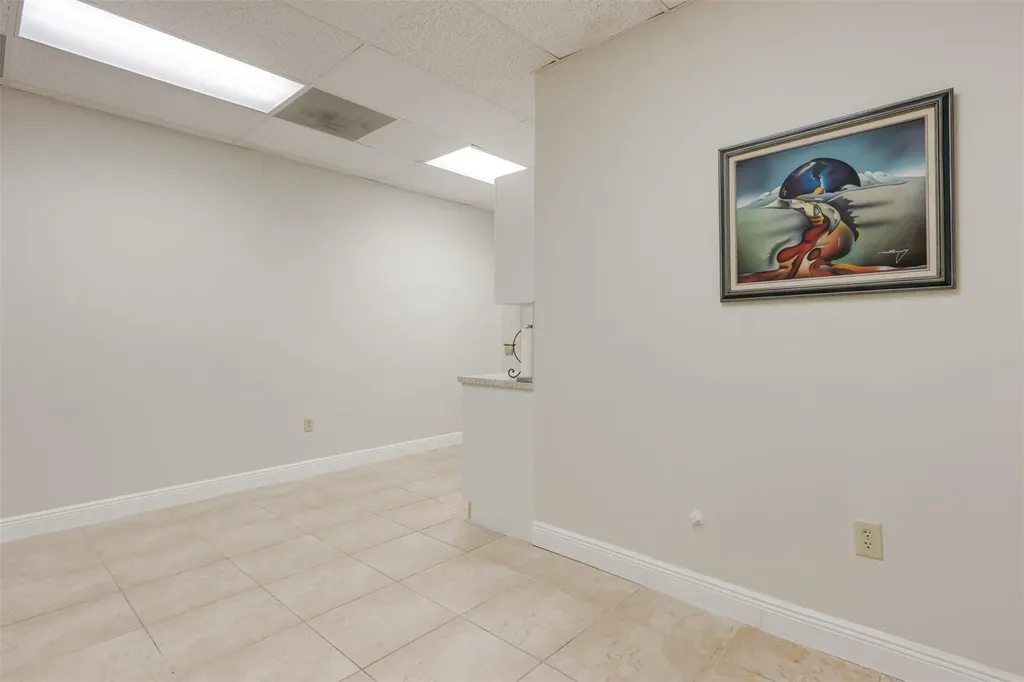 2743 Hollywood Boulevard Hollywood FL 33020