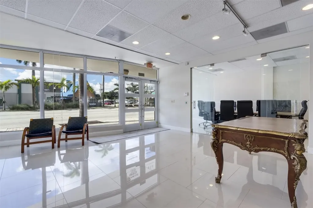 2743 Hollywood Boulevard Hollywood FL 33020