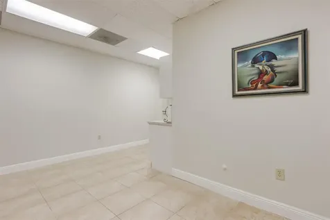 2743 Hollywood Boulevard Hollywood FL 33020