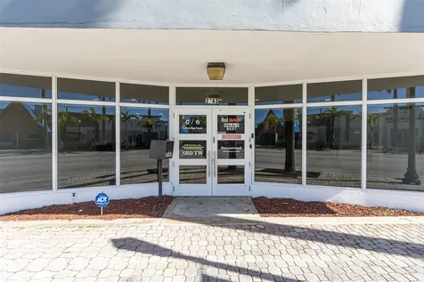 2743 Hollywood Boulevard Hollywood FL 33020