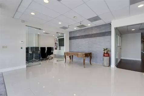 2743 Hollywood Boulevard Hollywood FL 33020