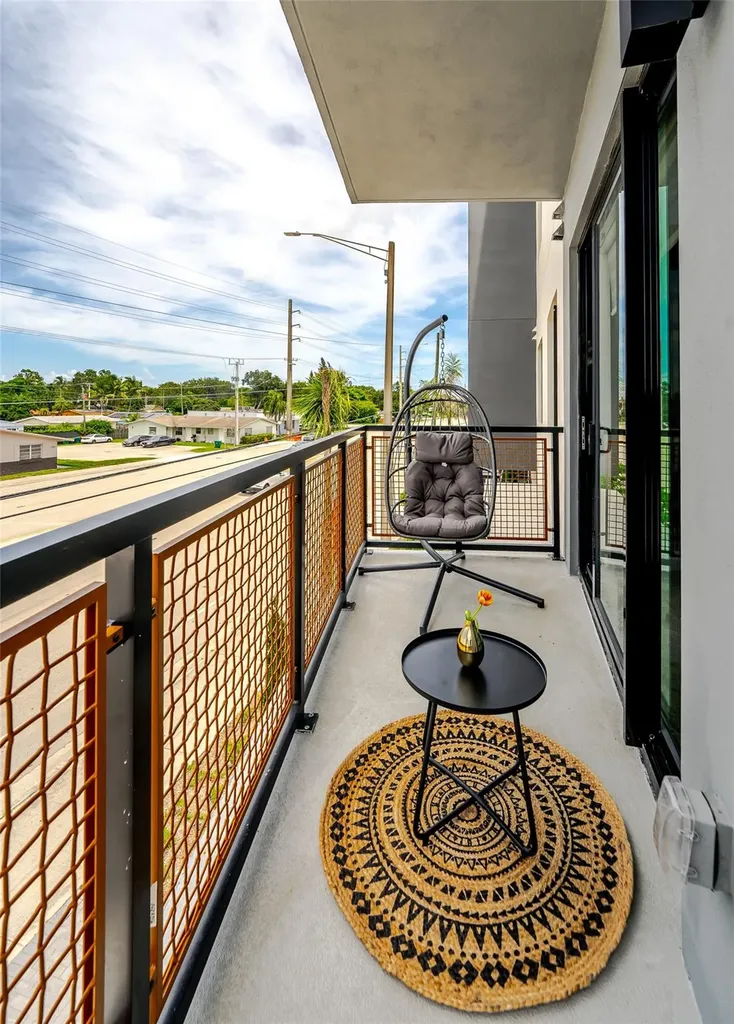 2750 Griffin Road Fort Lauderdale FL 33312