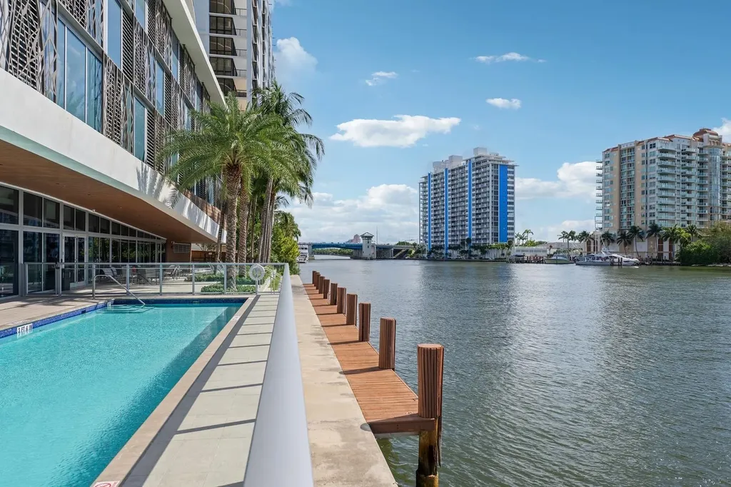 920 Intracoastal Drive Fort Lauderdale FL 33304