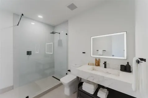 2750 Griffin Road Fort Lauderdale FL 33312