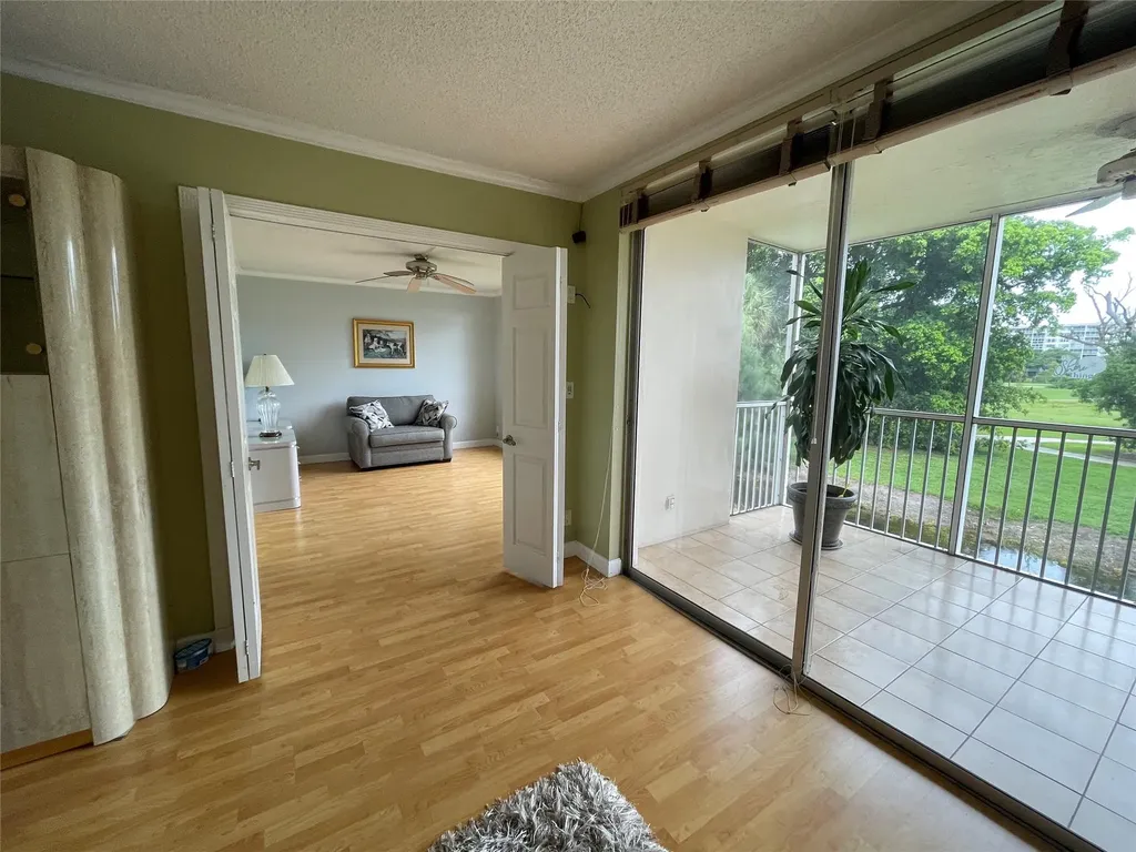 3051 S Palm Aire Drive Pompano Beach FL 33069