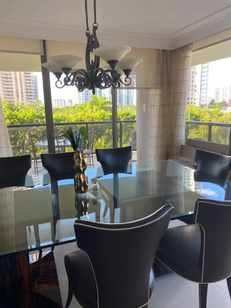 19667 Turnberry Way Aventura FL 33180