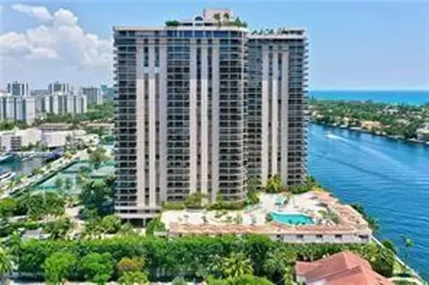 19667 Turnberry Way Aventura FL 33180