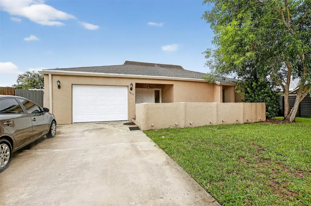 9430 SW 49th Street Cooper City FL 33328