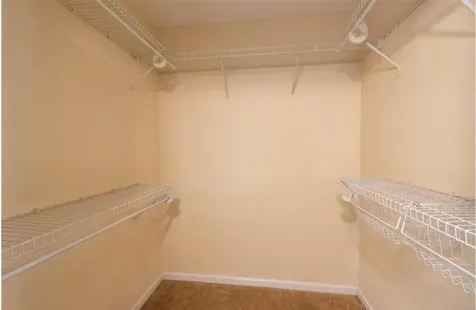 9230 Lagoon Place Davie FL 33324