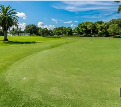 9230 Lagoon Place Davie FL 33324