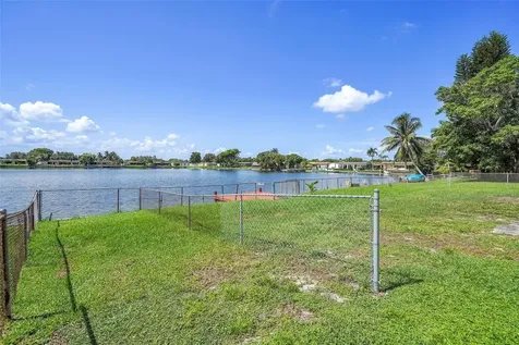 8720 Pasadena Boulevard Pembroke Pines FL 33024