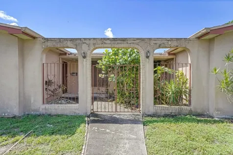 8720 Pasadena Boulevard Pembroke Pines FL 33024