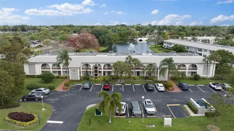 2710 Nassau Bend Coconut Creek FL 33066