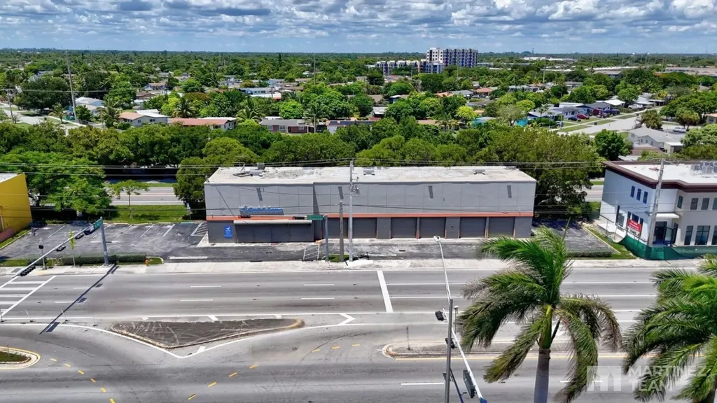20390 S Dixie Highway Cutler Bay FL 33189