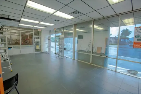 20390 S Dixie Highway Cutler Bay FL 33189