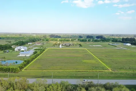 555 65th Avenue Vero Beach FL 32968