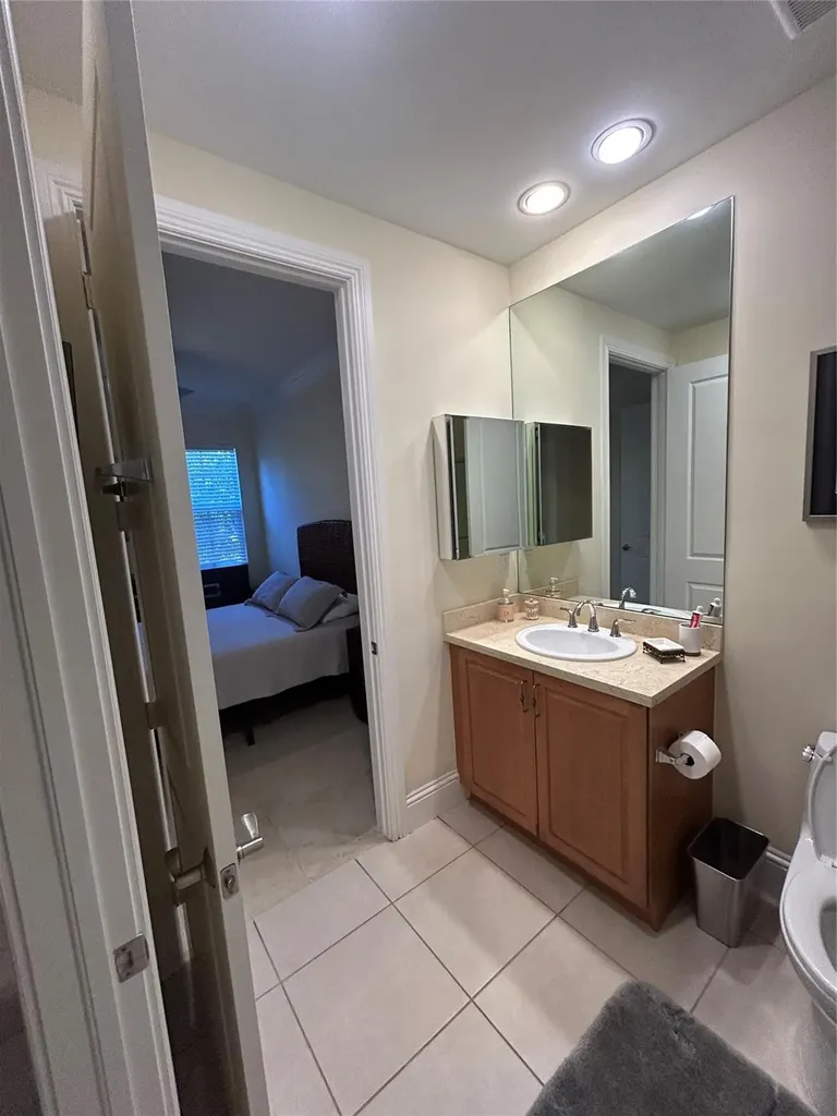 226 N Latitude Circle Delray Beach FL 33483