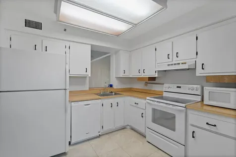 4550 NW 18th Avenue Deerfield Beach FL 33064