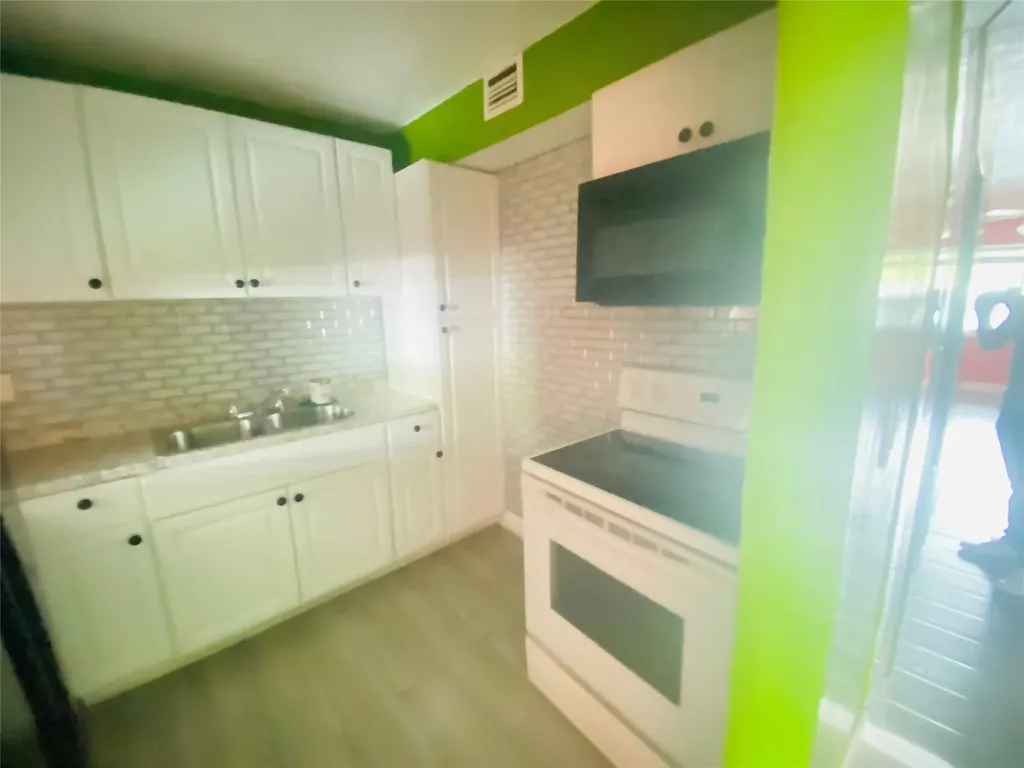495 SE 8th Street Deerfield Beach FL 33441