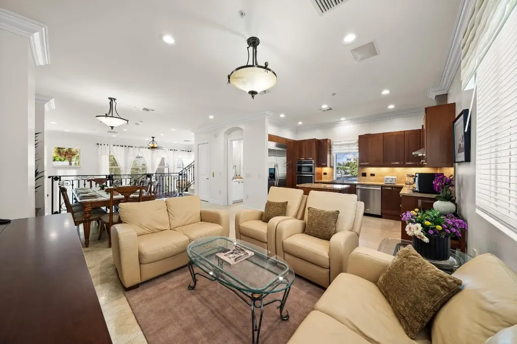 514 N Birch Road Fort Lauderdale FL 33304