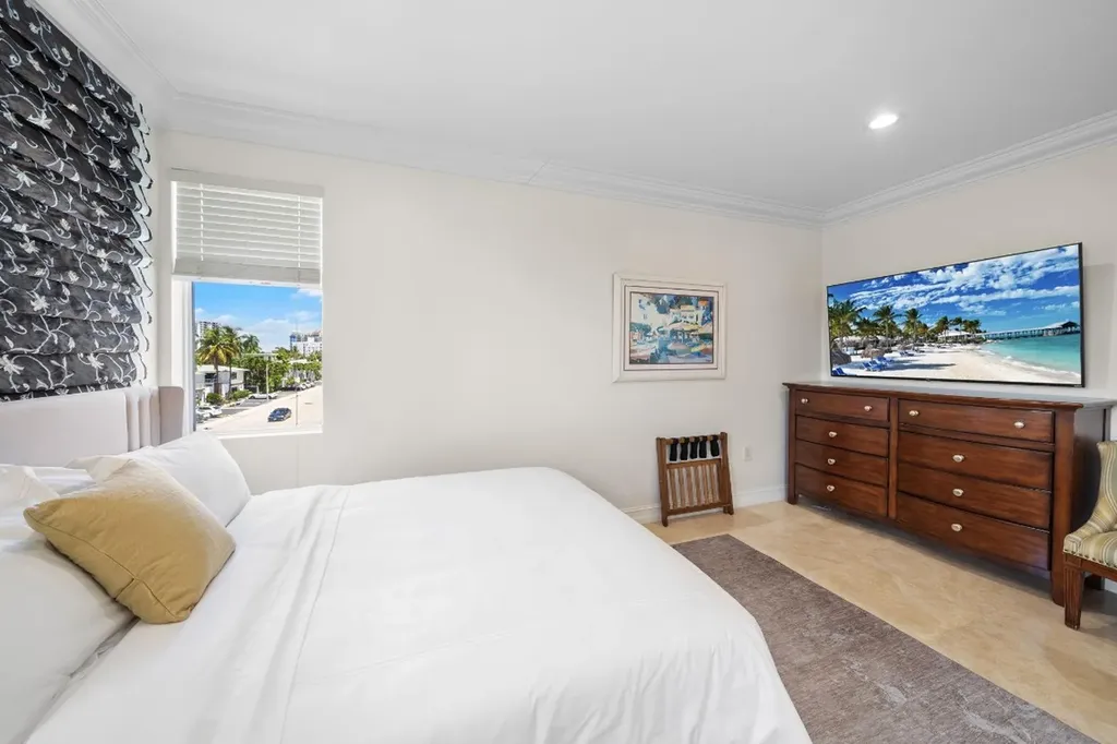 514 N Birch Road Fort Lauderdale FL 33304