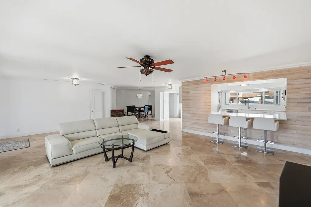 2761 NE 57th Court Fort Lauderdale FL 33308