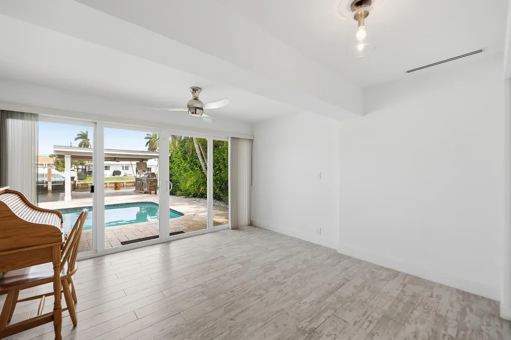 2761 NE 57th Court Fort Lauderdale FL 33308