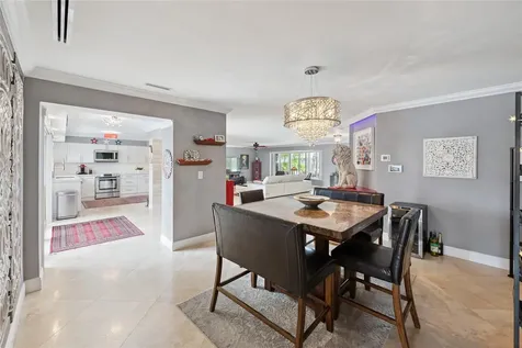 2761 NE 57th Court Fort Lauderdale FL 33308