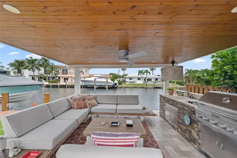 2761 NE 57th Court Fort Lauderdale FL 33308
