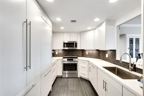 2500 E Las Olas Boulevard Fort Lauderdale FL 33301